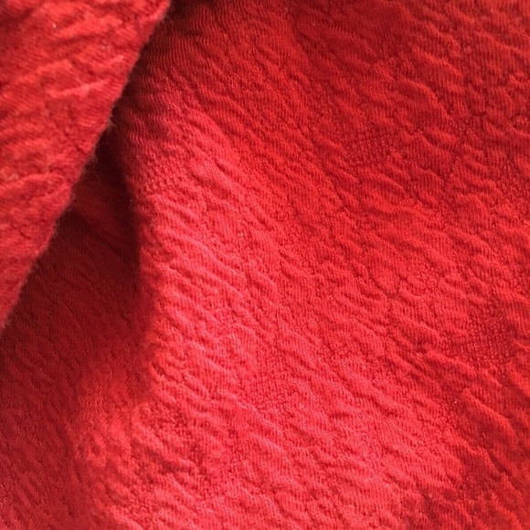 Textured JUNIORS RED MAROON DRESS. Size Medium - Picture 2 of 7